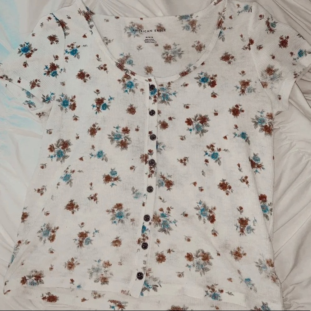 american eagle flower button-up top